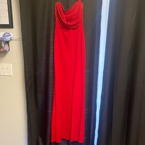 Windsor Strapless Red Gown